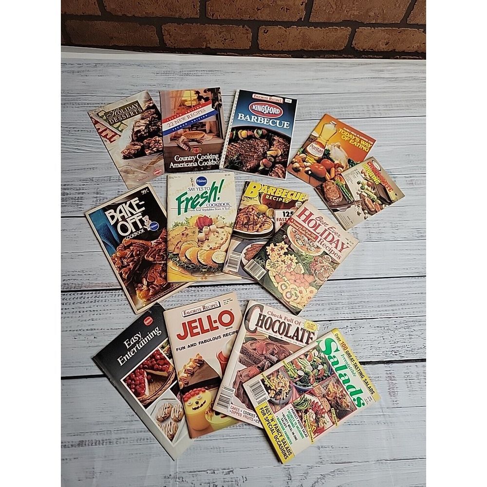 Bundle Of 13 Various Vintage Cookbooks Pillsbury Jello‎ BBQ Holiday Chocolate